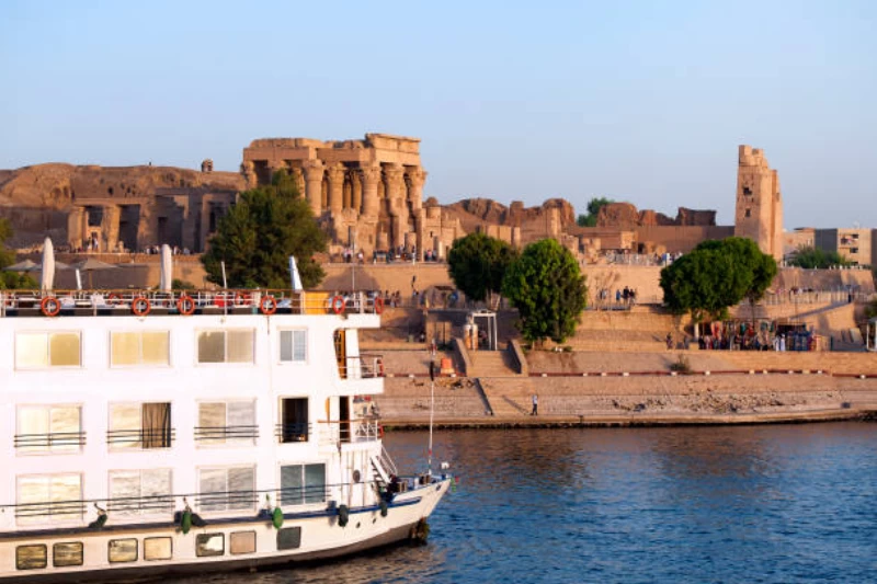 Kom Ombo: la città storica tra miti, acqua e misteri del Nilo