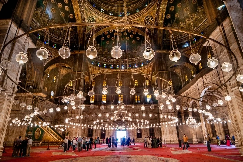 Interno e facciata della Moschea di Alabastro di Muhammad Ali