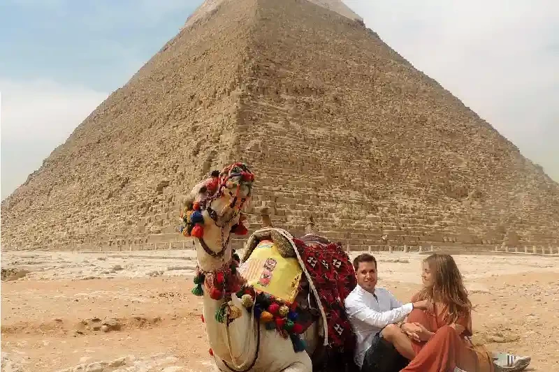 Pasqua in Egitto 2026: scopri le meraviglie del Cairo, i templi di Luxor e la magia di Assuan.