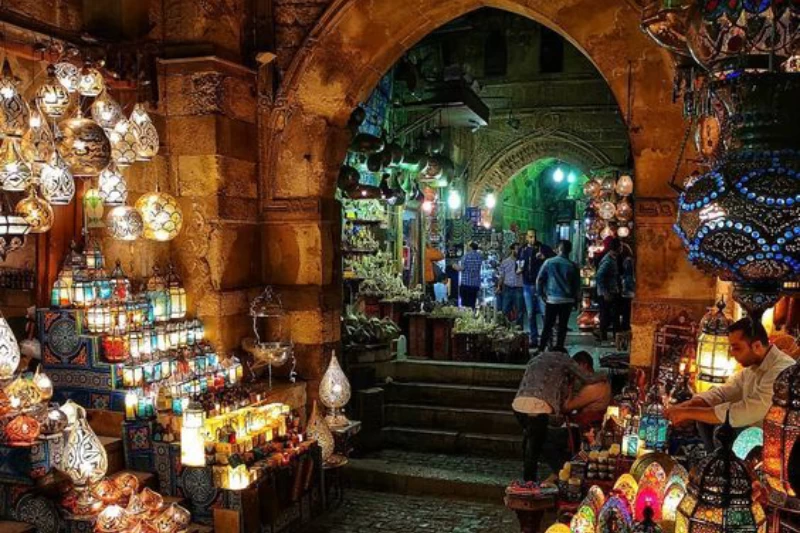 Khan El Khalili: Il Mercato Più Magico del Cairo