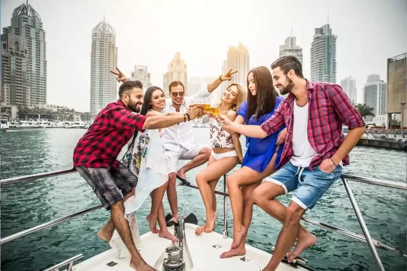 Itinerario Dubai 7 Giorni con Abu Dhabi e Sharjah