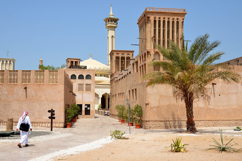 Visita ad Al Fahidi Historical District Dubai
