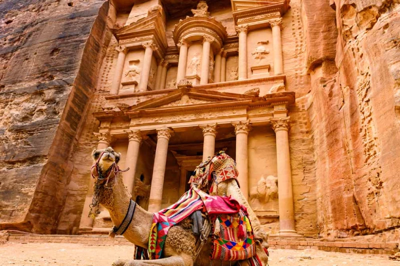 Petra Giordania: Storia, Biglietti, Cosa Vedere e Quando Andare
