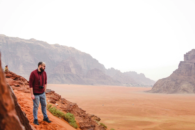 Wadi Rum in Giordania tra canyon e dune rosse
