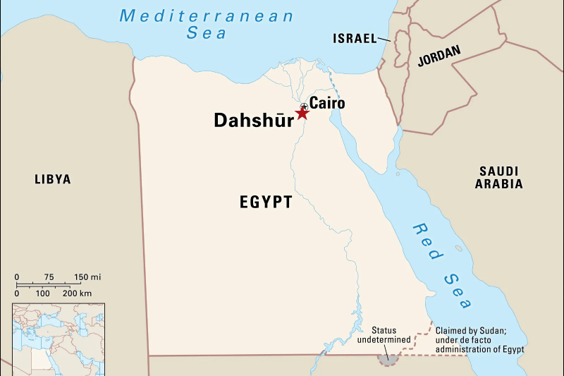Mappa e posizione della Piramide Rossa nella necropoli di Dahshur.