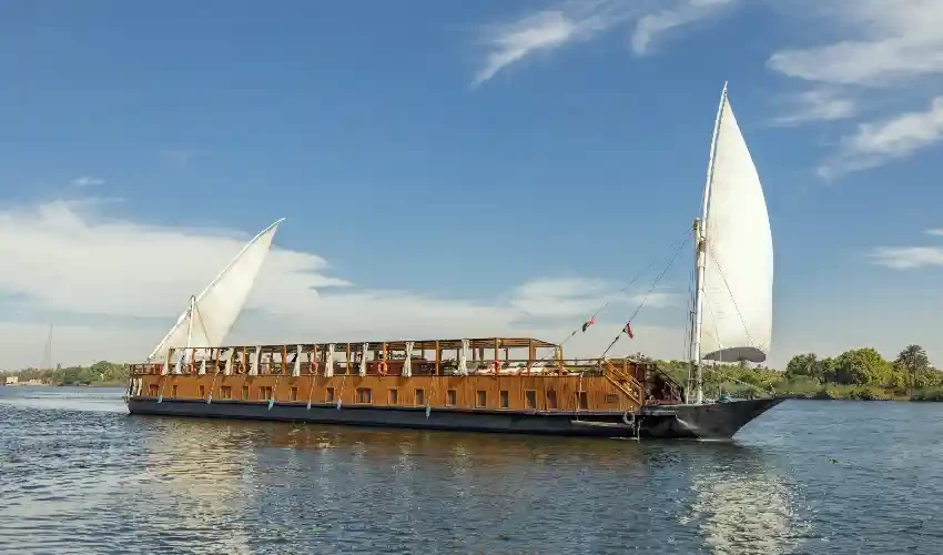 Dahabeya crociera sul Nilo Dahabeya Nuut lusso sul fiume