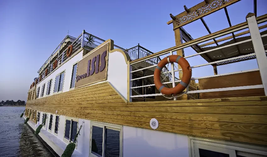 Dahabeya crociera queen Isis elegante viaggio sul Nilo