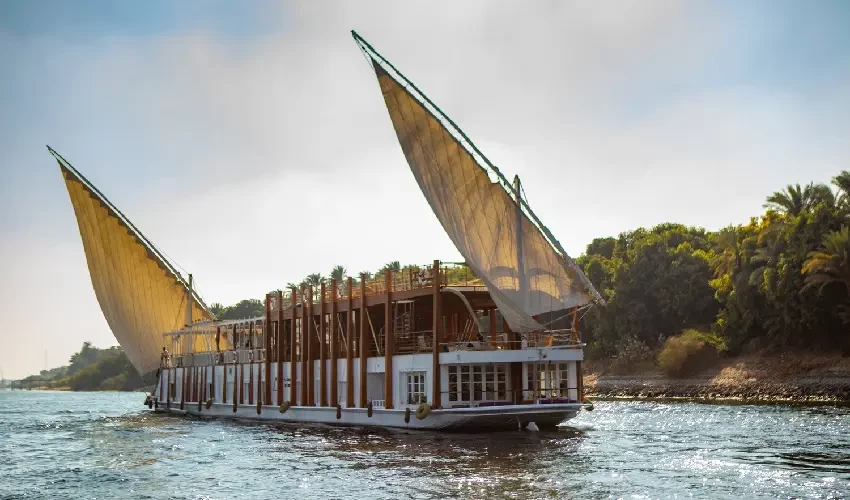 Dahabeya Kemet : Crociera di lusso sul Nilo