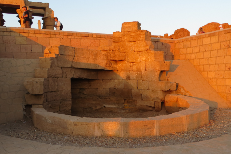 Kom Ombo, Egitto: Storia, Cosa Vedere e Tempio dei Due Dei