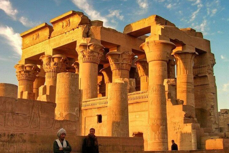 Kom Ombo, Egitto: Storia, Cosa Vedere e Tempio dei Due Dei