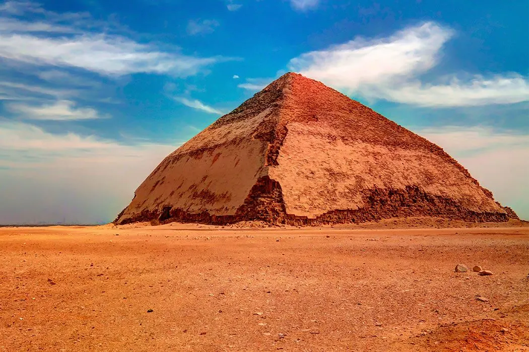 Piramide romboidale: guida completa alla Bent Pyramid e alla piramide rossa