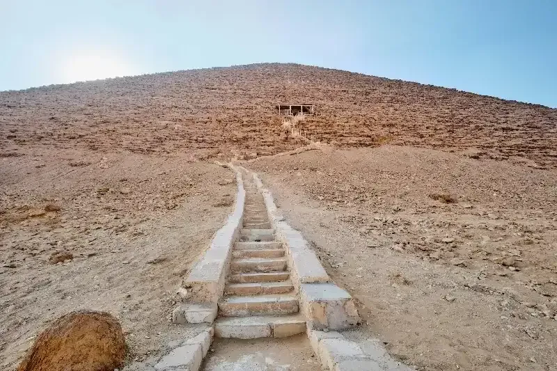 Piramide romboidale: guida completa alla Bent Pyramid e alla piramide rossa