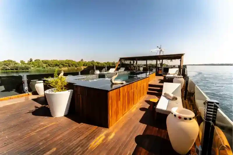 Crociera sul Nilo Capodanno in Dahabeya Iris