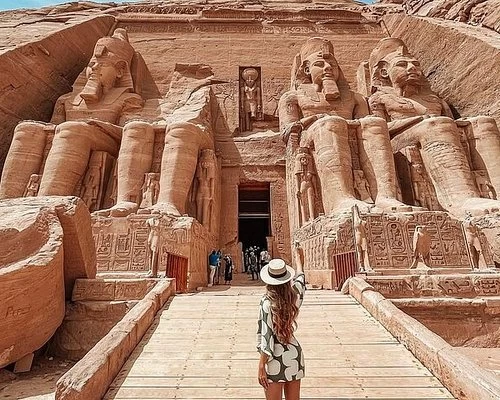 Excursión a Abu Simbel desde Asuán