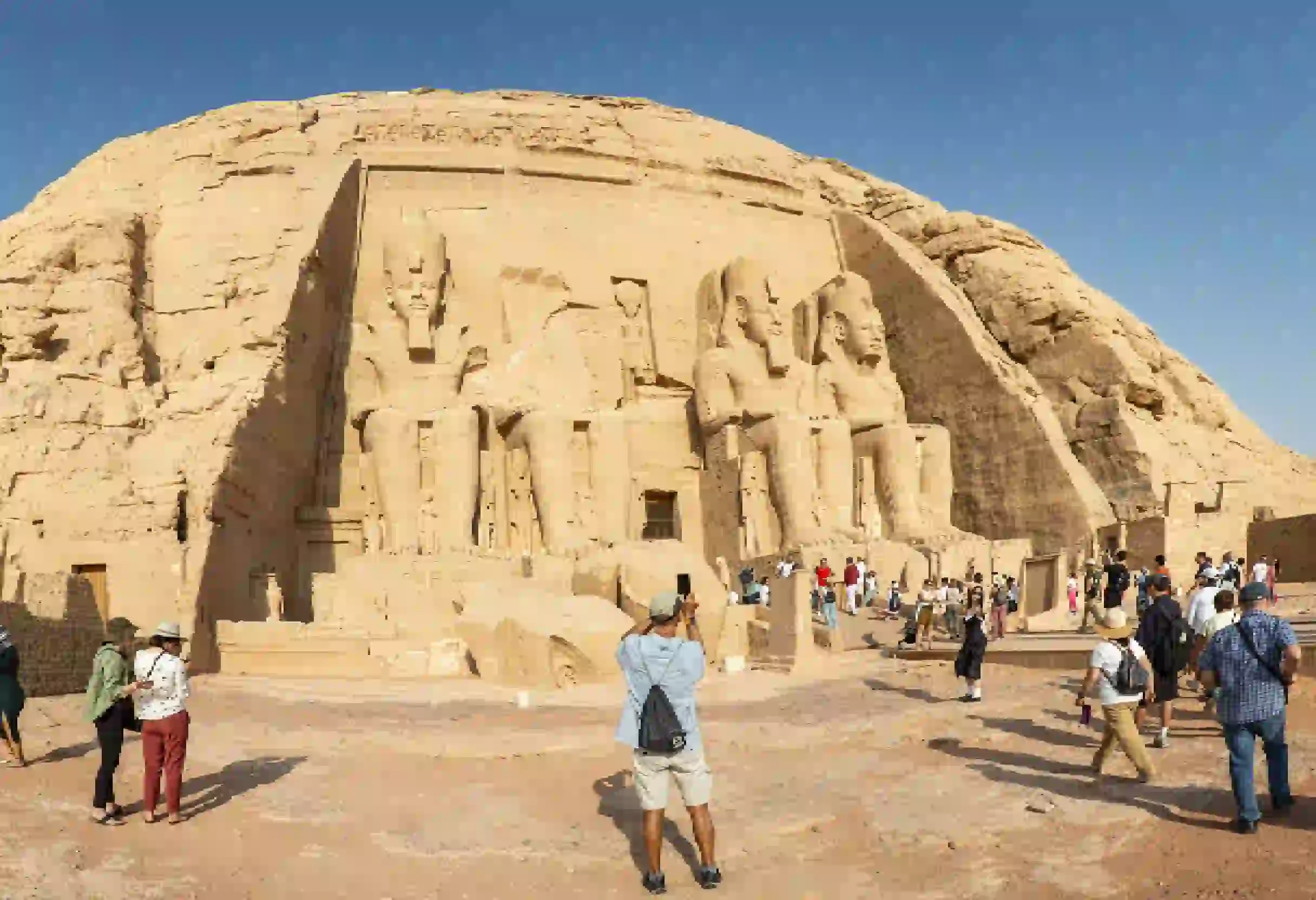 Miracolo del sole Abu Simbel esperienza imperdibile