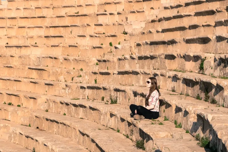 Jerash escursione culturale tra antiche rovine romane