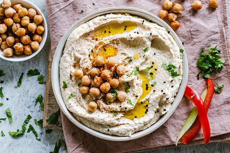Cosa mangiare in Giordania tra falafel e hummus autentici