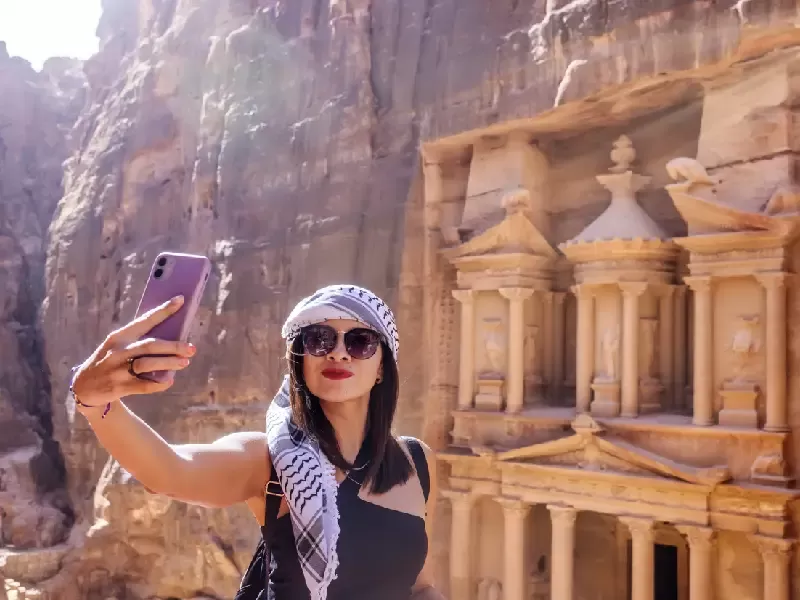 Petra di notte uno dei momenti più emozionanti del viaggio